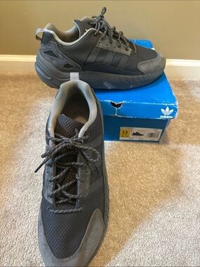 adidas Men's Dark Gray Athletic Sneakers